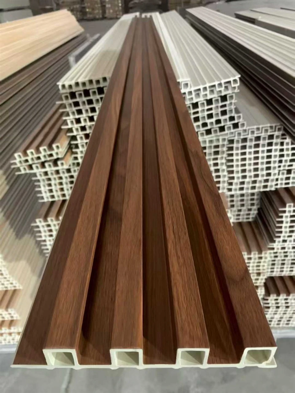 Tấm ốp tường WPC 160x24mm dùng để trang trí nội thất|Không thấm nước và cài đặt dễ dàng